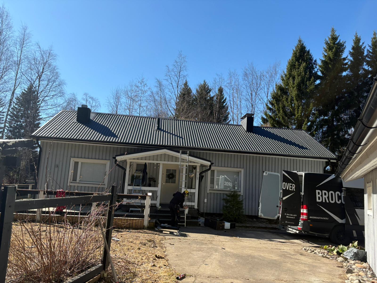 Mistä kattoremontin hinta muodostuu?