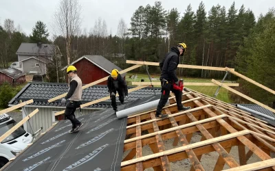 Kuinka kauan kattoremontti kestää? Näin projekti etenee päivä päivältä.